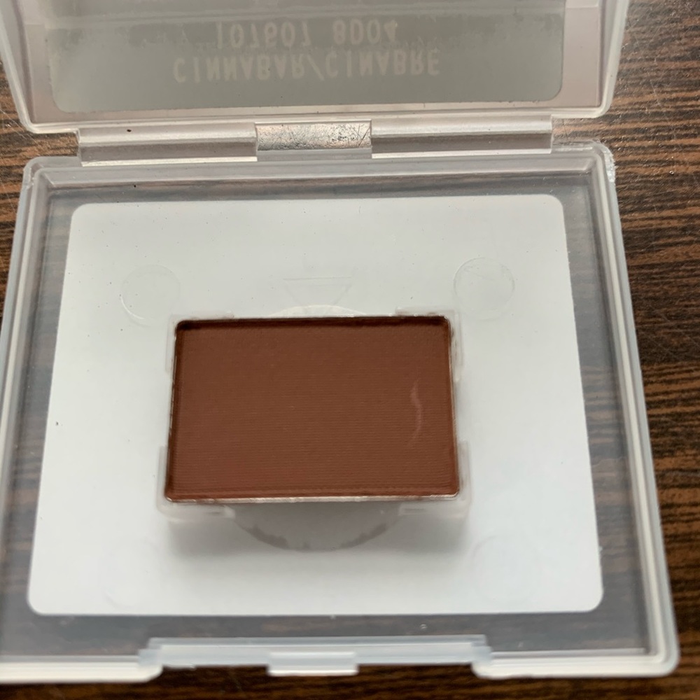Mary Kay eye shadow
